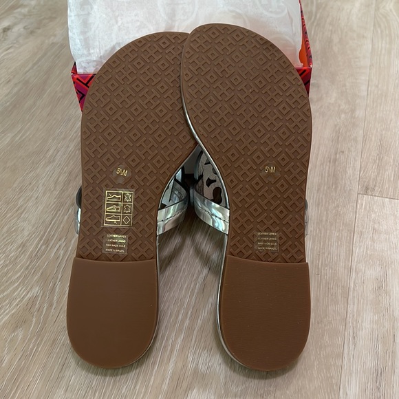 Tory Burch Miller Mirror Metallic Silver Sandals - Picture 6 of 10